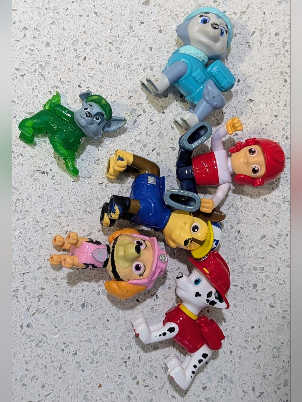 PAW Patrol Action Figures Lot of 7 PVC Toys Chase Marshall Skye Ryder